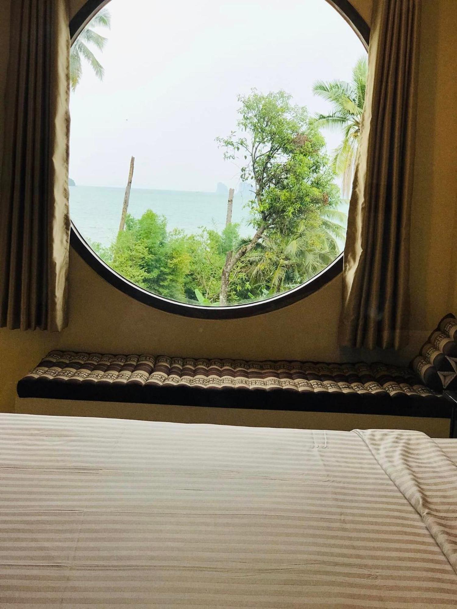 Hotel Koh Yao Yai Sea Breeze House เกาะยาวใหญ่ซีบรีซเฮ้าส์ Exterior foto